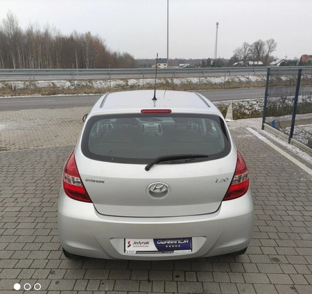 Hyundai i20 cena 17800 przebieg: 223200, rok produkcji 2011 z Libiąż małe 254
